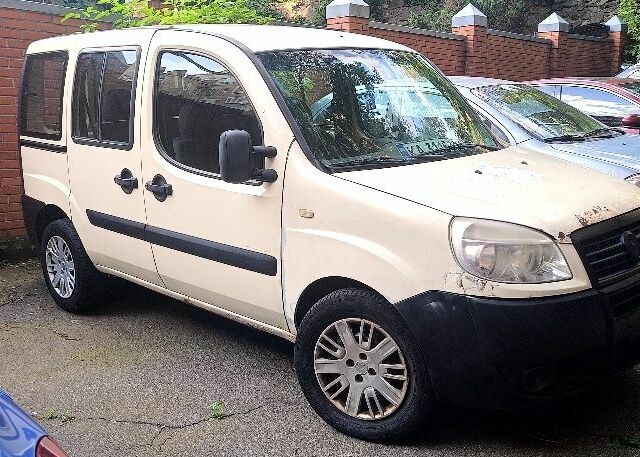 Білий Фіат Добло, об'ємом двигуна 1.4 л та пробігом 293 тис. км за 4150 $, фото 1 на Automoto.ua