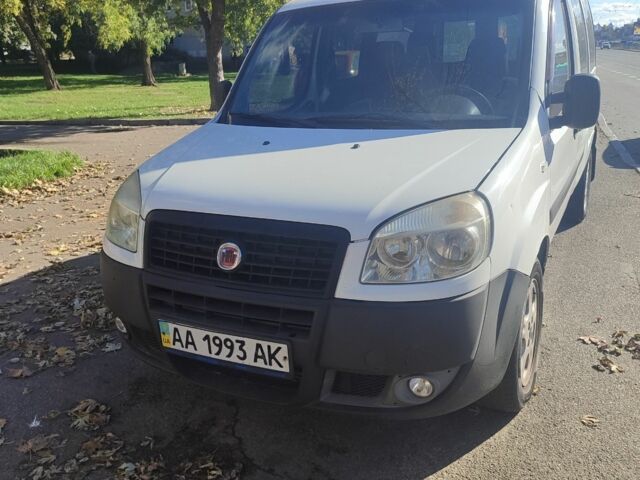 Білий Фіат Добло, об'ємом двигуна 1.9 л та пробігом 230 тис. км за 4200 $, фото 1 на Automoto.ua