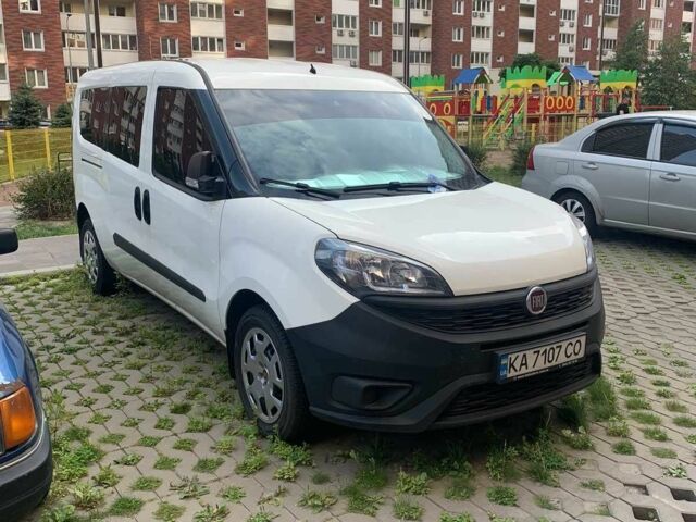 Белый Фиат Добло, объемом двигателя 1.4 л и пробегом 1000 тыс. км за 18800 $, фото 1 на Automoto.ua