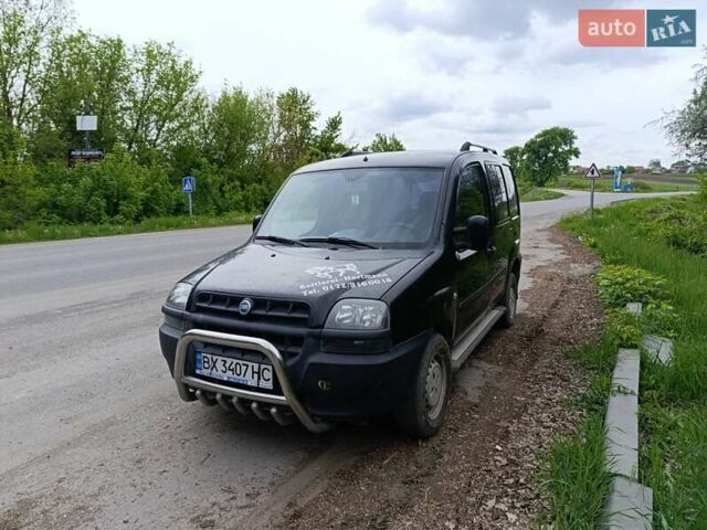 Черный Фиат Добло, объемом двигателя 1.9 л и пробегом 370 тыс. км за 4200 $, фото 1 на Automoto.ua