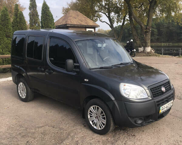 Чорний Фіат Добло, об'ємом двигуна 1.4 л та пробігом 109 тис. км за 4800 $, фото 1 на Automoto.ua
