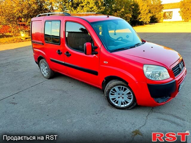 Красный Фиат Добло, объемом двигателя 1.3 л и пробегом 192 тыс. км за 6200 $, фото 1 на Automoto.ua