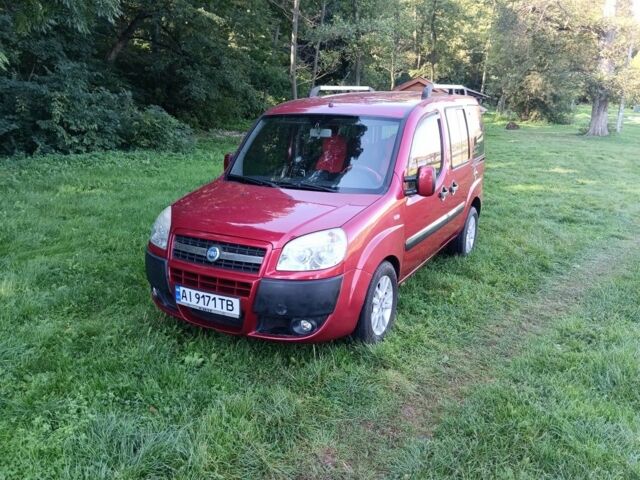 Червоний Фіат Добло, об'ємом двигуна 1.4 л та пробігом 139 тис. км за 5500 $, фото 1 на Automoto.ua