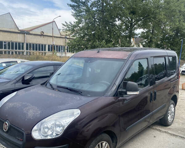 Червоний Фіат Добло, об'ємом двигуна 1.3 л та пробігом 127 тис. км за 7700 $, фото 1 на Automoto.ua