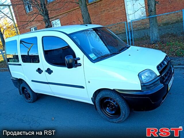 Фиат Добло, объемом двигателя 1.9 л и пробегом 350 тыс. км за 3000 $, фото 1 на Automoto.ua