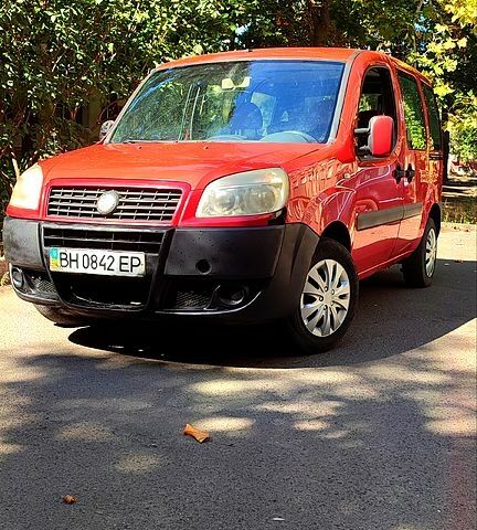 Фіат Добло, об'ємом двигуна 1.6 л та пробігом 200 тис. км за 2500 $, фото 1 на Automoto.ua