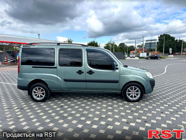 Фіат Добло, об'ємом двигуна 1.9 л та пробігом 180 тис. км за 6500 $, фото 1 на Automoto.ua