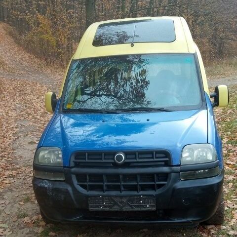 Желтый Фиат Добло, объемом двигателя 0 л и пробегом 215 тыс. км за 3700 $, фото 1 на Automoto.ua