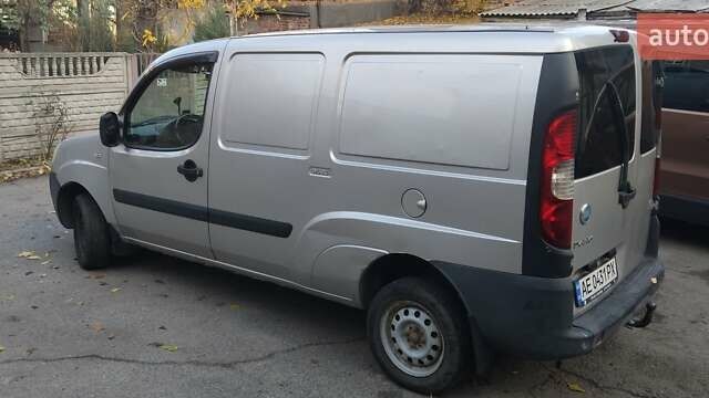 Серый Фиат Добло, объемом двигателя 1.2 л и пробегом 390 тыс. км за 3999 $, фото 1 на Automoto.ua