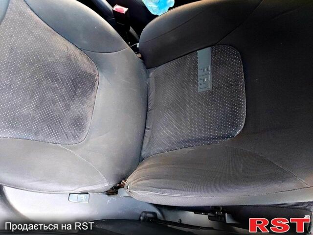 Сірий Фіат Добло, об'ємом двигуна 1.4 л та пробігом 230 тис. км за 5500 $, фото 1 на Automoto.ua