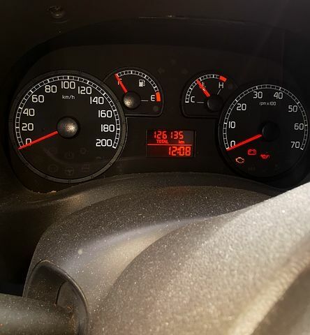 Серый Фиат Добло, объемом двигателя 1.2 л и пробегом 126 тыс. км за 7000 $, фото 1 на Automoto.ua