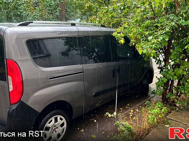 Сірий Фіат Добло, об'ємом двигуна 1.6 л та пробігом 105 тис. км за 8200 $, фото 1 на Automoto.ua
