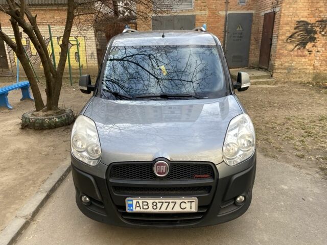 Сірий Фіат Добло, об'ємом двигуна 2 л та пробігом 242 тис. км за 7200 $, фото 1 на Automoto.ua