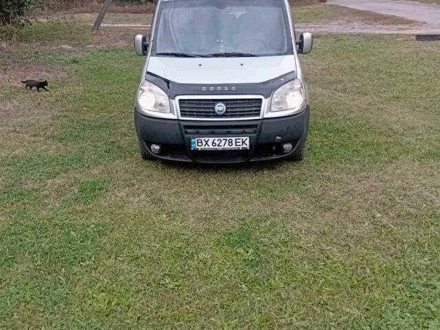Сірий Фіат Добло, об'ємом двигуна 1.9 л та пробігом 309 тис. км за 4350 $, фото 1 на Automoto.ua