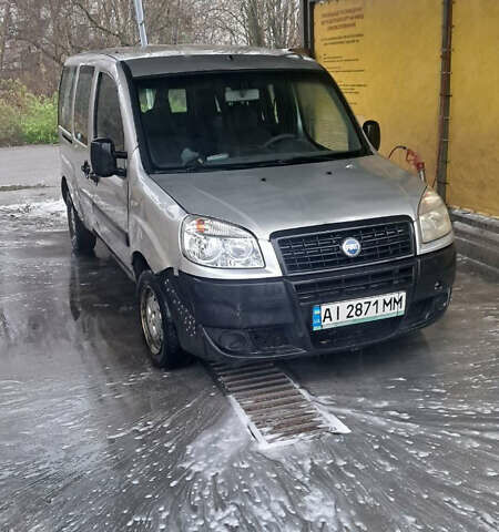 Серый Фиат Добло, объемом двигателя 1.3 л и пробегом 400 тыс. км за 2750 $, фото 1 на Automoto.ua