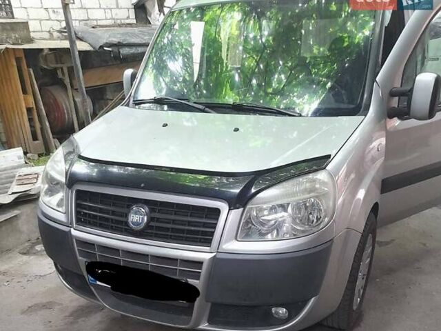 Сірий Фіат Добло, об'ємом двигуна 1.4 л та пробігом 240 тис. км за 4300 $, фото 1 на Automoto.ua