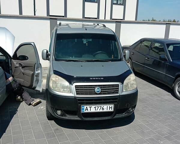 Серый Фиат Добло, объемом двигателя 1.2 л и пробегом 390 тыс. км за 4500 $, фото 1 на Automoto.ua