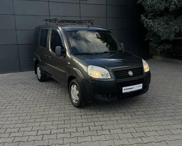 Серый Фиат Добло, объемом двигателя 0 л и пробегом 180 тыс. км за 5000 $, фото 1 на Automoto.ua