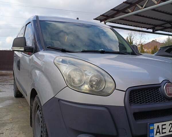 Сірий Фіат Добло, об'ємом двигуна 1.6 л та пробігом 201 тис. км за 6500 $, фото 1 на Automoto.ua