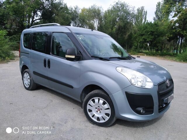 Сірий Фіат Добло, об'ємом двигуна 1.4 л та пробігом 140 тис. км за 7800 $, фото 1 на Automoto.ua