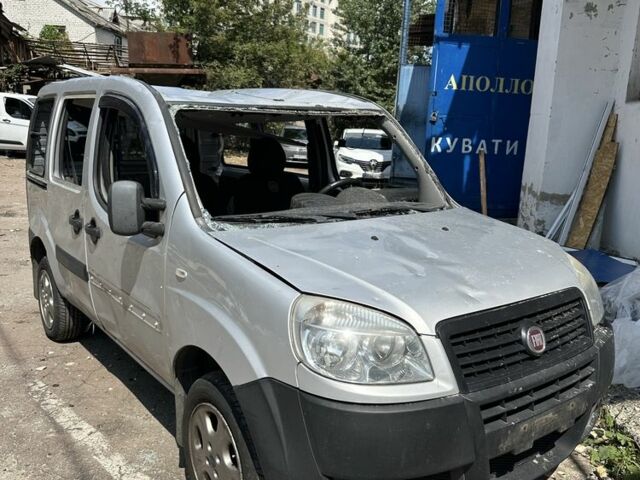 Сірий Фіат Добло, об'ємом двигуна 1.4 л та пробігом 243 тис. км за 3500 $, фото 1 на Automoto.ua