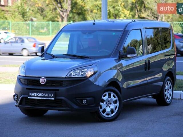 Серый Фиат Добло, объемом двигателя 1.37 л и пробегом 107 тыс. км за 9999 $, фото 1 на Automoto.ua