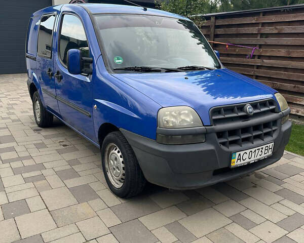 Синий Фиат Добло, объемом двигателя 1.6 л и пробегом 203 тыс. км за 3800 $, фото 1 на Automoto.ua