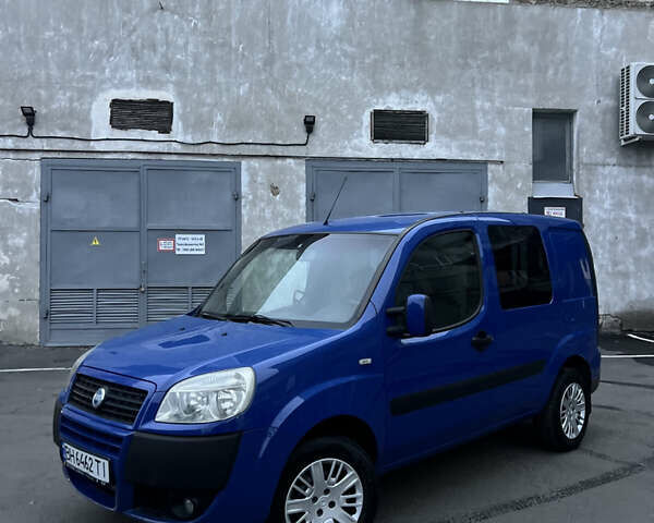 Синий Фиат Добло, объемом двигателя 1.3 л и пробегом 229 тыс. км за 4300 $, фото 1 на Automoto.ua