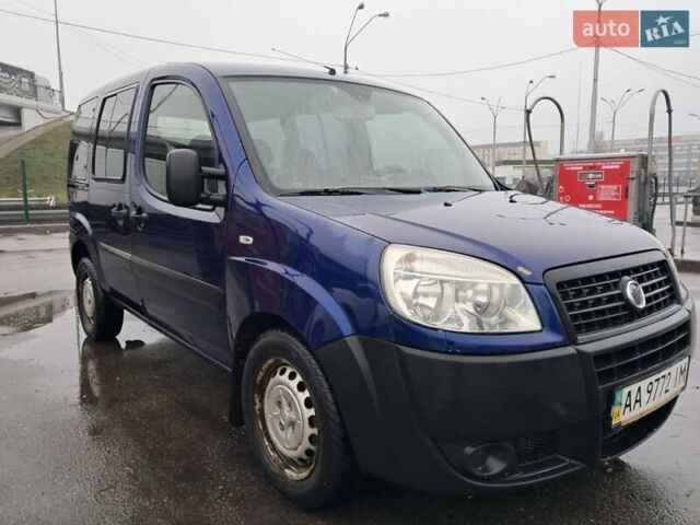 Синий Фиат Добло, объемом двигателя 1.4 л и пробегом 241 тыс. км за 4600 $, фото 1 на Automoto.ua