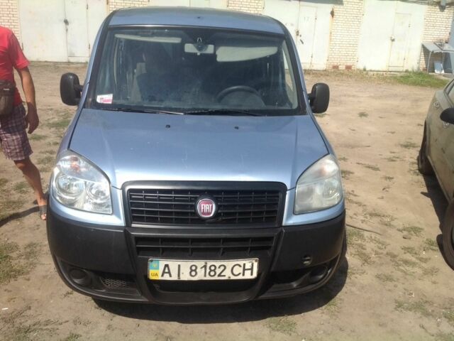 Синій Фіат Добло, об'ємом двигуна 0 л та пробігом 200 тис. км за 2999 $, фото 1 на Automoto.ua