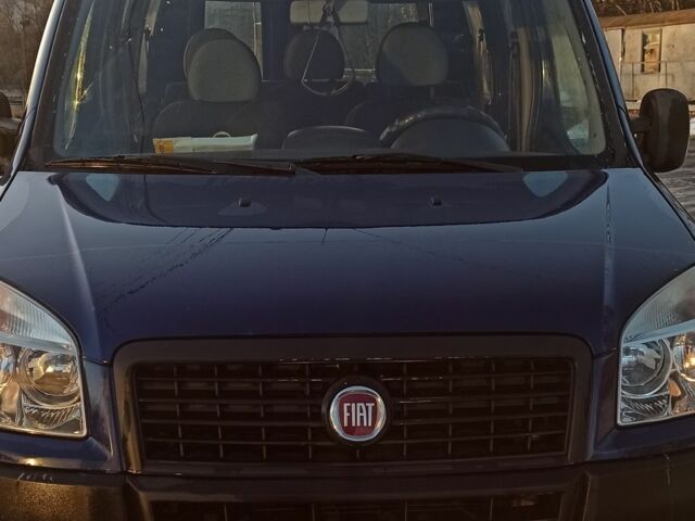 Синий Фиат Добло, объемом двигателя 1.2 л и пробегом 178 тыс. км за 5300 $, фото 1 на Automoto.ua