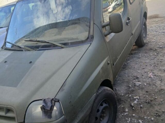 Фиат Добло 2005 в Днепре (Днепропетровске) на Automoto.ua Зеленый Фиат Добло, объемом двигателя 1.9 л и пробегом 260 тыс. км за 750 $, фото 1 на Automoto.ua