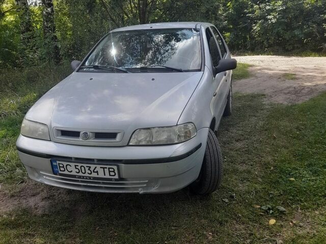 Сірий Фіат Паліо, об'ємом двигуна 1 л та пробігом 193 тис. км за 1900 $, фото 1 на Automoto.ua