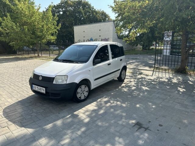Белый Фиат Панда, объемом двигателя 1.1 л и пробегом 224 тыс. км за 3106 $, фото 1 на Automoto.ua