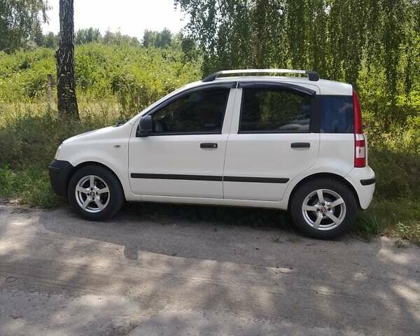 Білий Фіат Панда, об'ємом двигуна 1.2 л та пробігом 170 тис. км за 5000 $, фото 1 на Automoto.ua