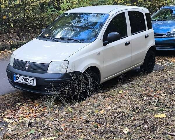 Белый Фиат Панда, объемом двигателя 1.2 л и пробегом 241 тыс. км за 3500 $, фото 1 на Automoto.ua