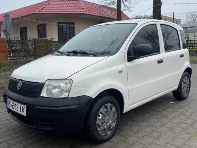 Белый Фиат Панда, объемом двигателя 1.2 л и пробегом 195 тыс. км за 2700 $, фото 1 на Automoto.ua