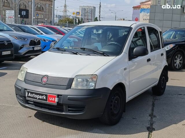 Белый Фиат Панда, объемом двигателя 1.2 л и пробегом 112 тыс. км за 4290 $, фото 1 на Automoto.ua