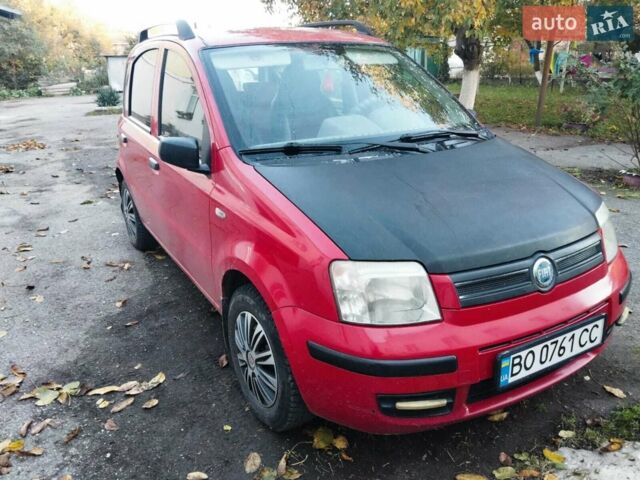 Красный Фиат Панда, объемом двигателя 1.2 л и пробегом 150 тыс. км за 2650 $, фото 1 на Automoto.ua