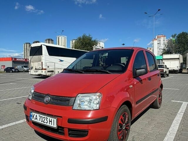 Красный Фиат Панда, объемом двигателя 1.24 л и пробегом 152 тыс. км за 3500 $, фото 1 на Automoto.ua