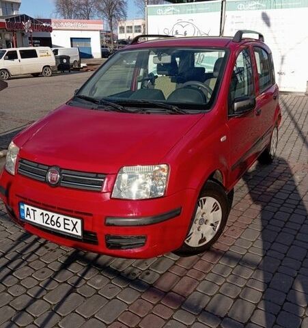 Красный Фиат Панда, объемом двигателя 1.24 л и пробегом 83 тыс. км за 3900 $, фото 1 на Automoto.ua