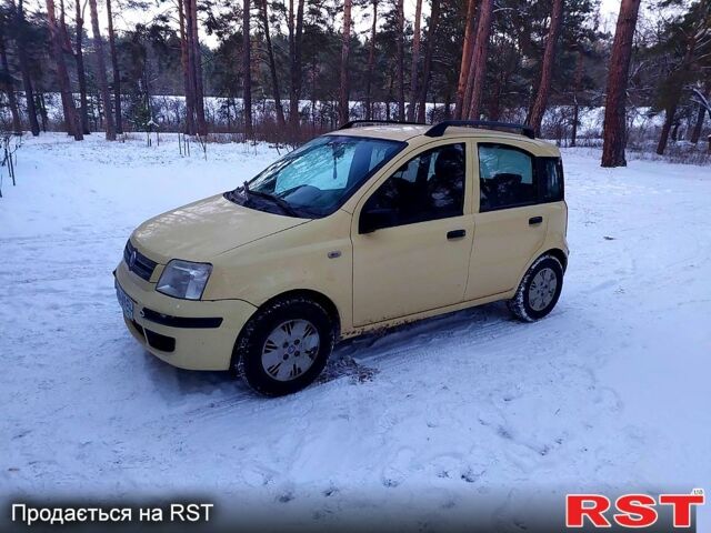 Желтый Фиат Панда, объемом двигателя 1.2 л и пробегом 146 тыс. км за 3555 $, фото 1 на Automoto.ua