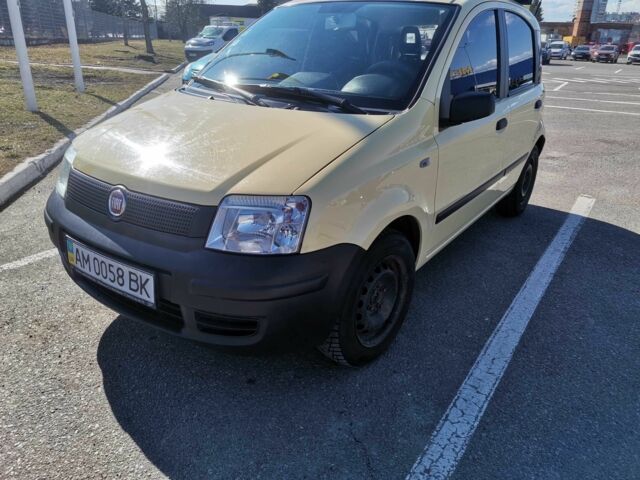 Желтый Фиат Панда, объемом двигателя 1.1 л и пробегом 188 тыс. км за 4150 $, фото 1 на Automoto.ua