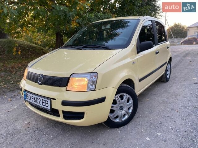 Жовтий Фіат Панда, об'ємом двигуна 1.2 л та пробігом 158 тис. км за 2750 $, фото 1 на Automoto.ua