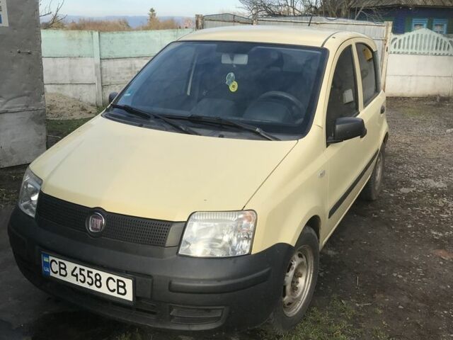 Желтый Фиат Панда, объемом двигателя 1.1 л и пробегом 172 тыс. км за 3500 $, фото 1 на Automoto.ua