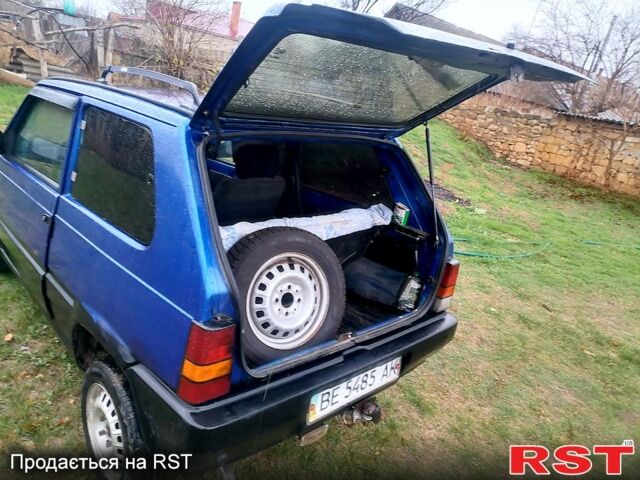 Синий Фиат Панда, объемом двигателя 10 л и пробегом 150 тыс. км за 690 $, фото 1 на Automoto.ua