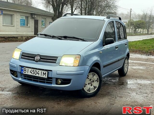 Синий Фиат Панда, объемом двигателя 1.2 л и пробегом 200 тыс. км за 3950 $, фото 1 на Automoto.ua