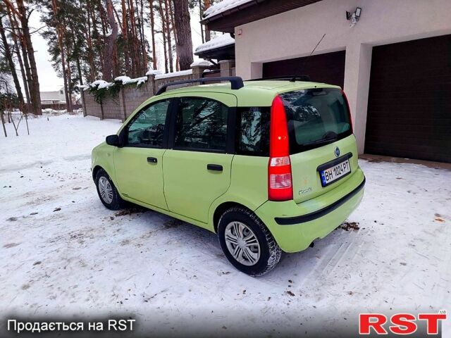 Зеленый Фиат Панда, объемом двигателя 1.2 л и пробегом 208 тыс. км за 3700 $, фото 1 на Automoto.ua