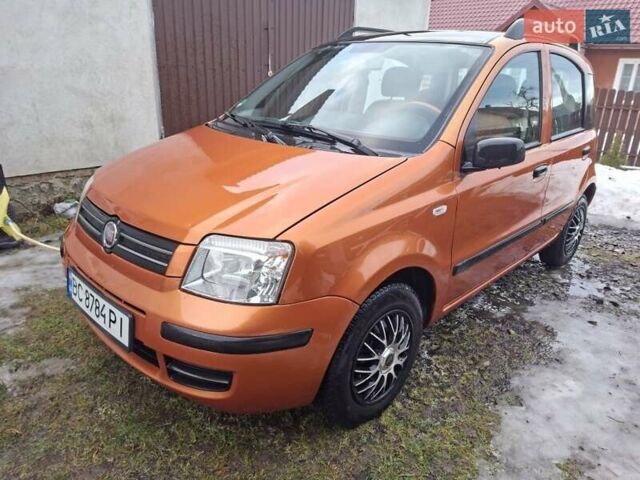 Помаранчевий Фіат Панда, об'ємом двигуна 1.2 л та пробігом 200 тис. км за 4200 $, фото 1 на Automoto.ua