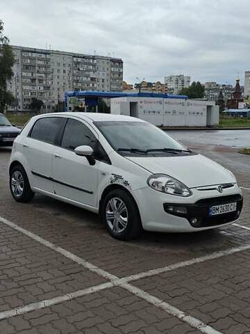 Білий Фіат Пунто, об'ємом двигуна 1.4 л та пробігом 215 тис. км за 4500 $, фото 1 на Automoto.ua